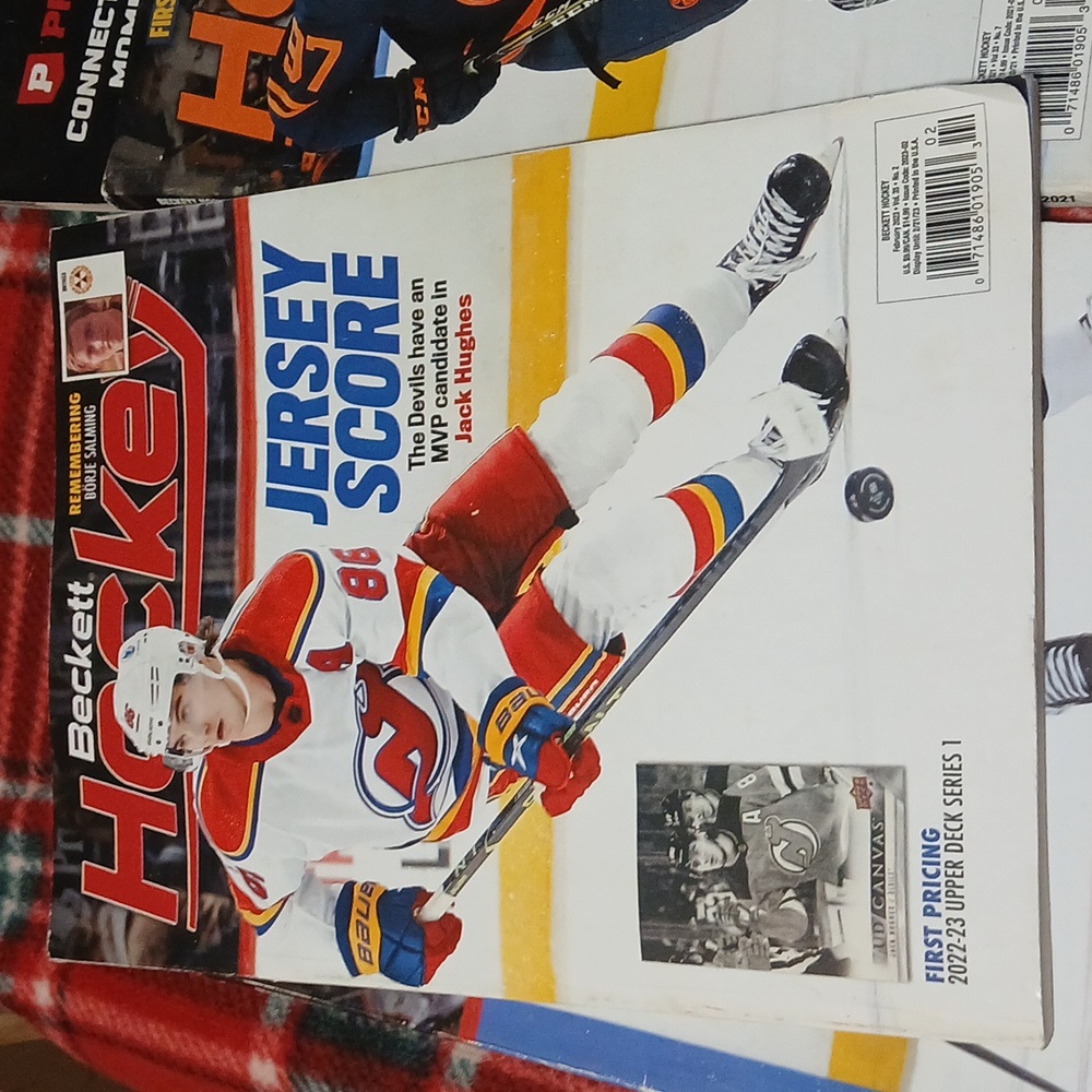 Beckett Hockey Magazine Collection (4) - Picture 5 of 14